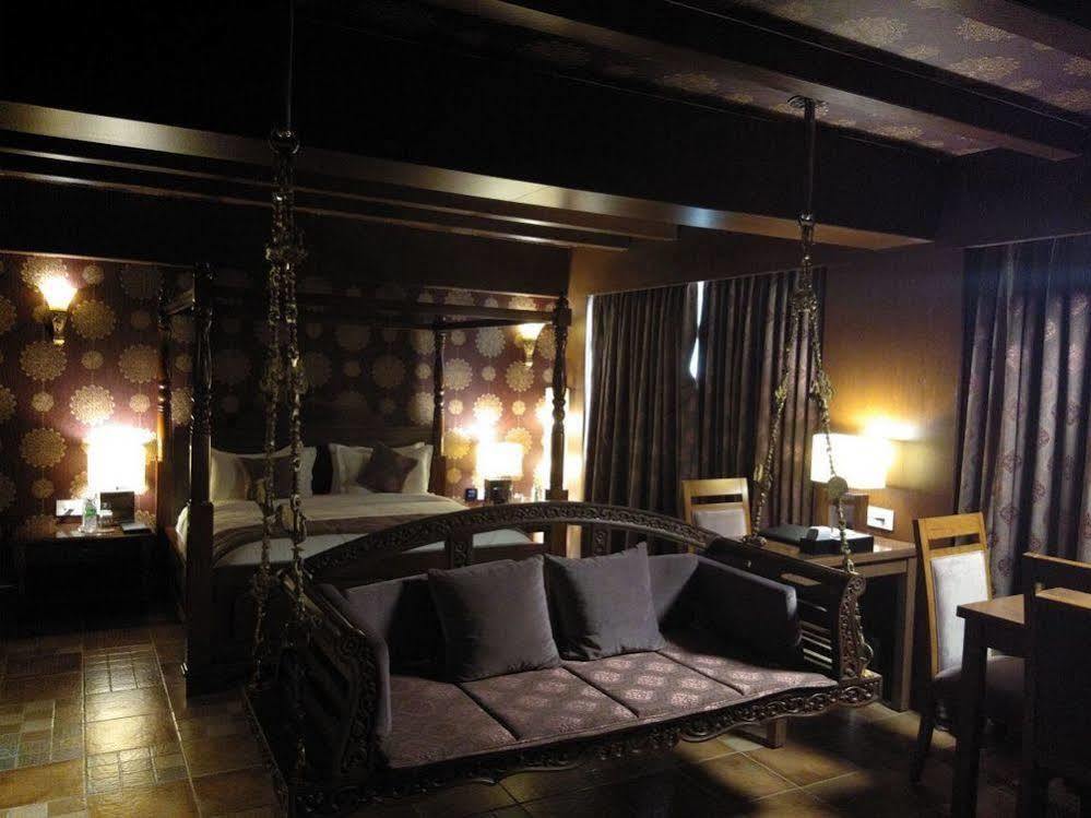 Hotel Le Temps Fort Tiruchirappalli Extérieur photo