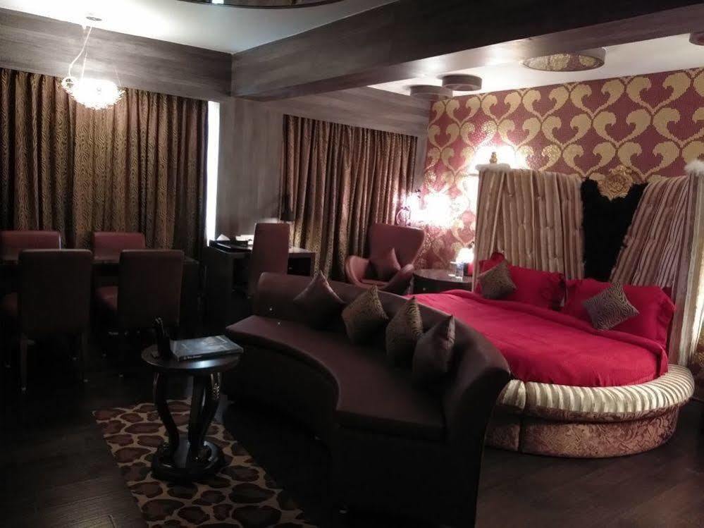 Hotel Le Temps Fort Tiruchirappalli Extérieur photo